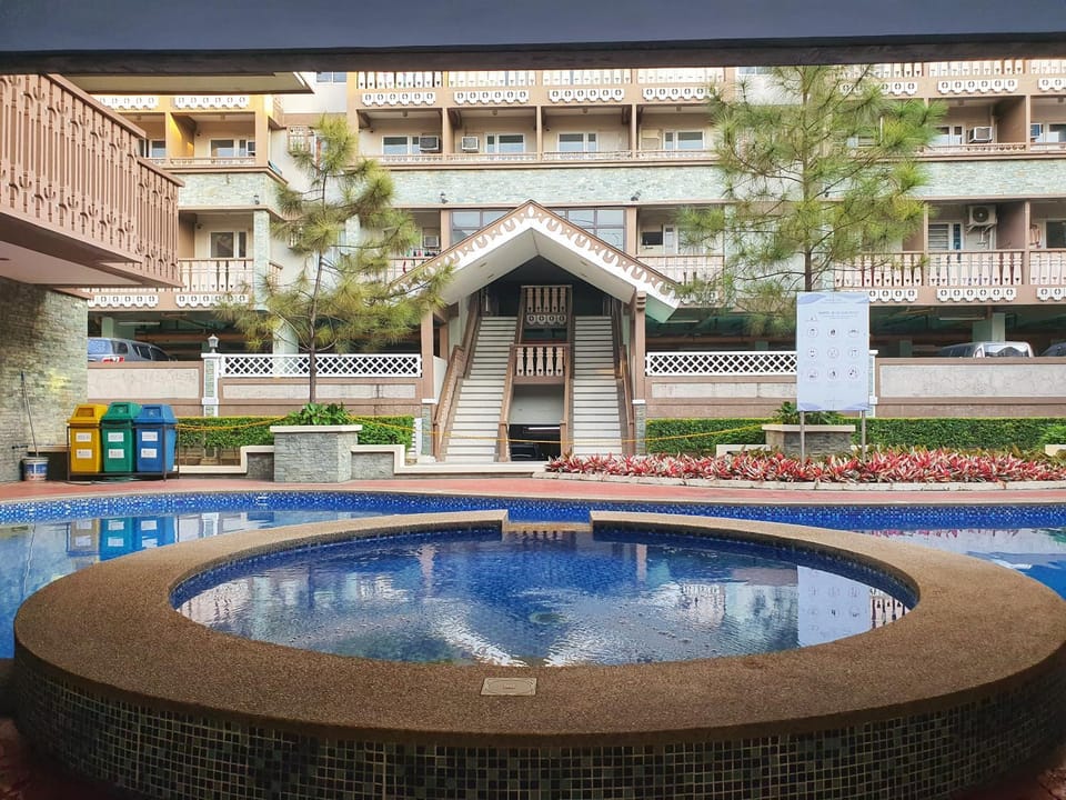 SweetSuites at Pine Crest #T3-239 Apartment in Quezon City
