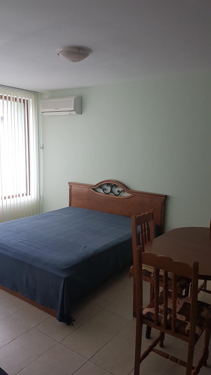 Bed, Living room, Seating area, Dining area, Bedroom