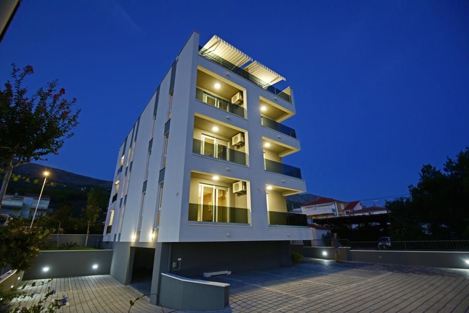 Apartments Adriatic Apartment in Podstrana