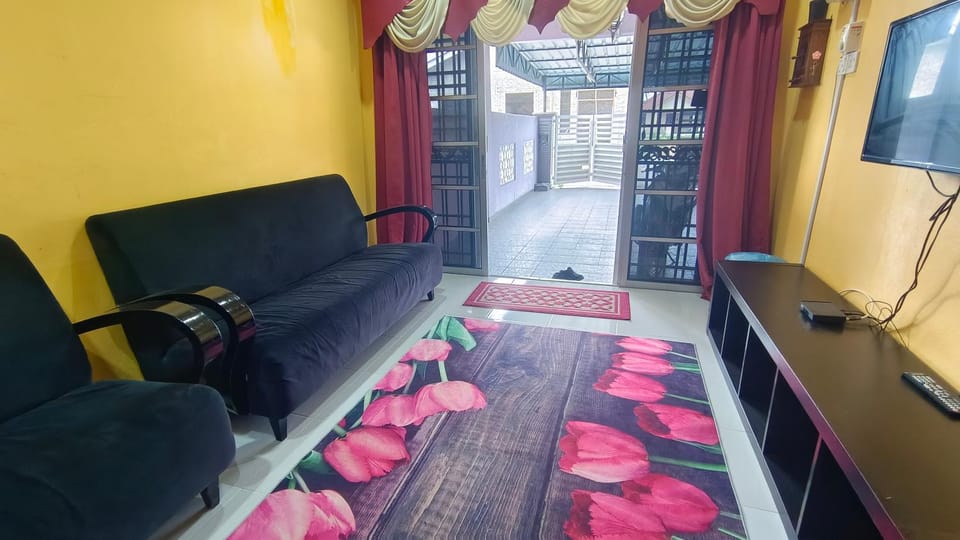 Living room, Seating area, Area and facilities, Family