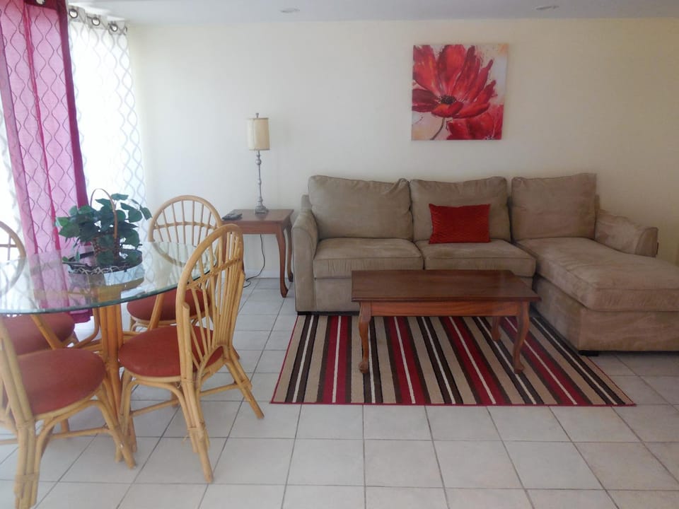 Dundee Bay Villas Villa in Freeport
