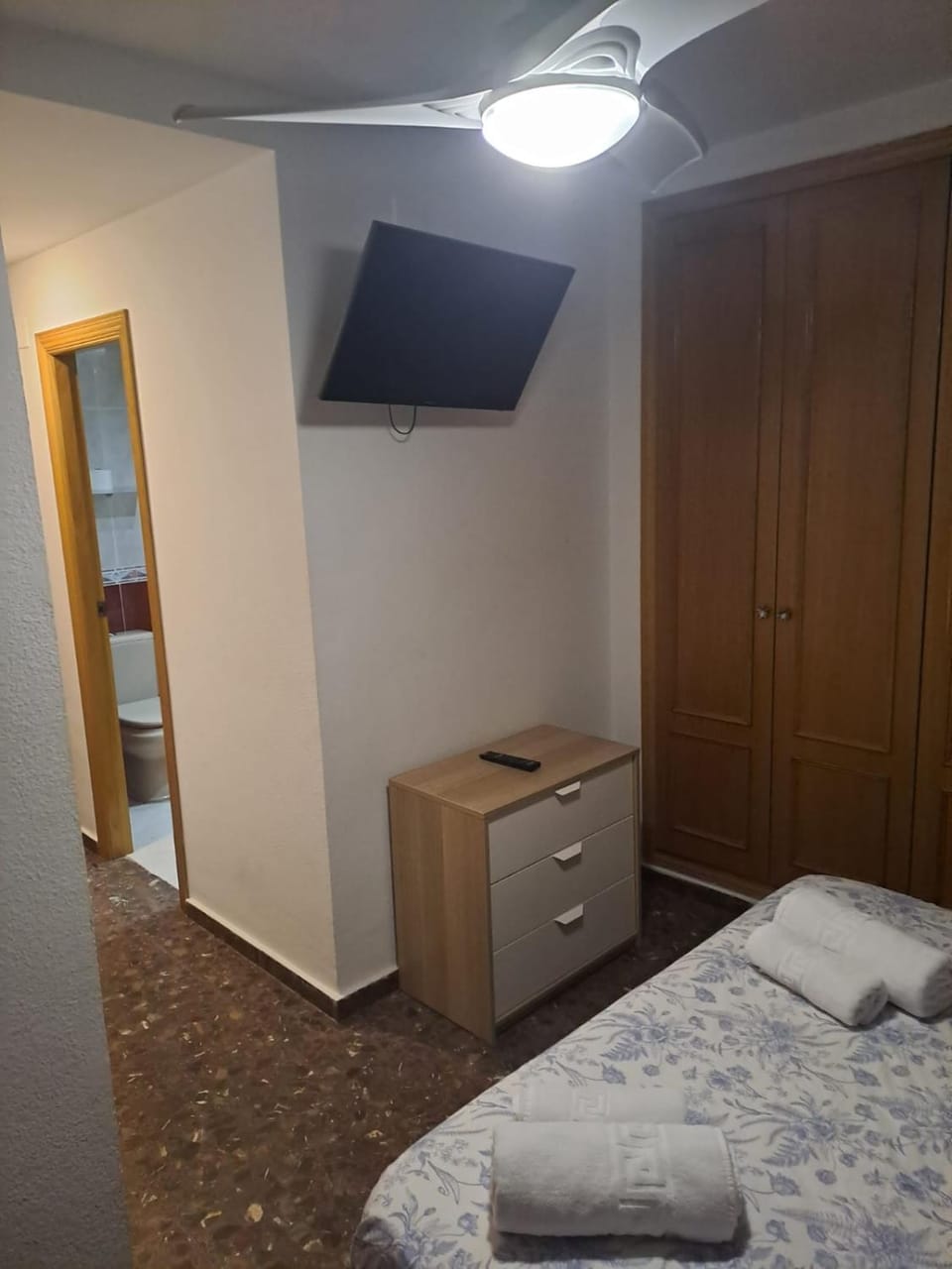 Isabel Apartment in Valencia