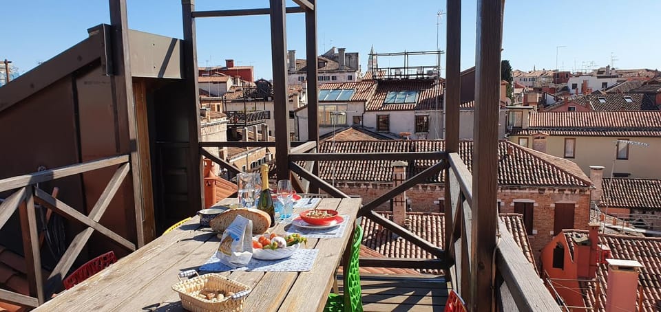 Spring, Day, Balcony/Terrace, Food, City view, Landmark view, Street view