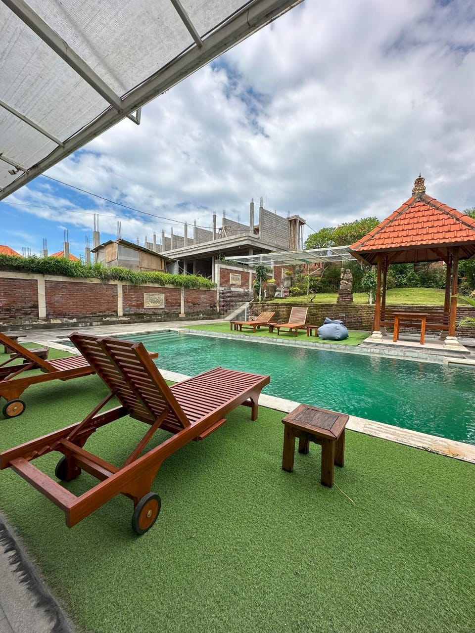 Oka's Guest House Canggu Hotel in North Kuta
