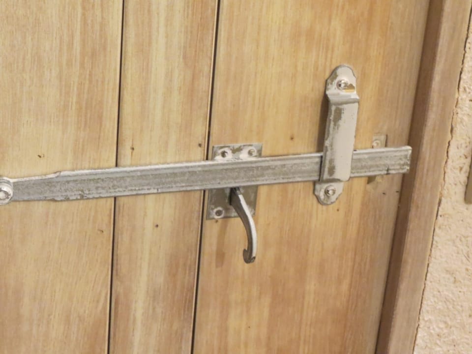 Bathroom, Decorative detail