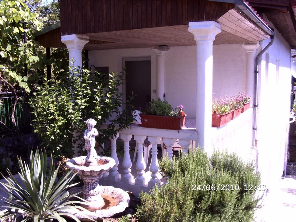 Property building, Balcony/Terrace