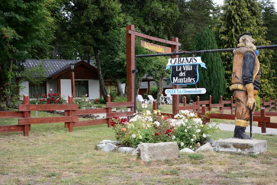Natural landscape, Garden view, Street view