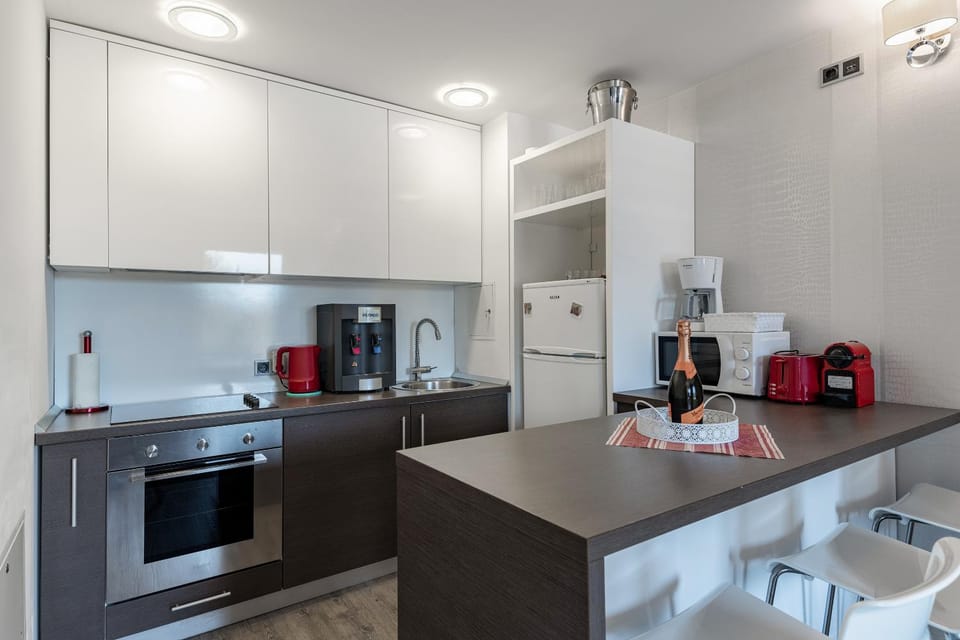 Coffee/tea facilities, Kitchen or kitchenette