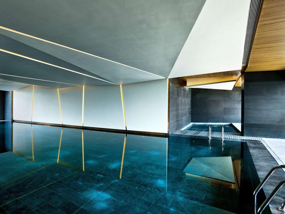 Pool view, Swimming pool