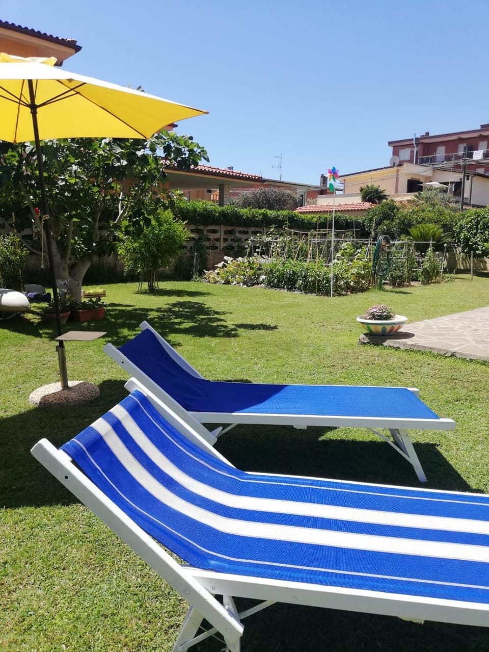 Garden, Garden view
