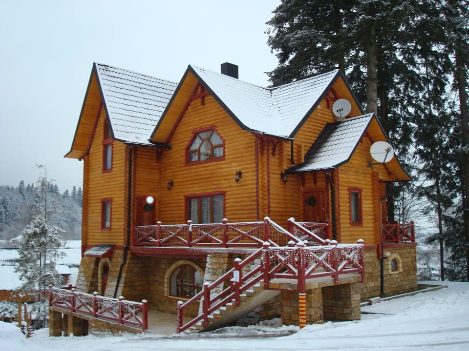 Property building, Winter