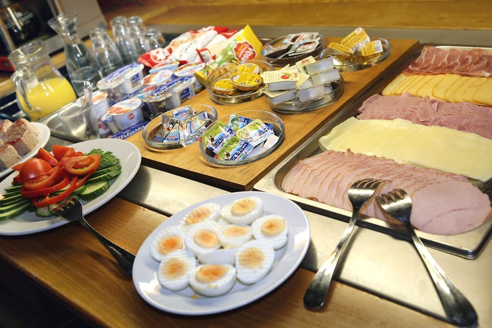 Breakfast, Buffet breakfast
