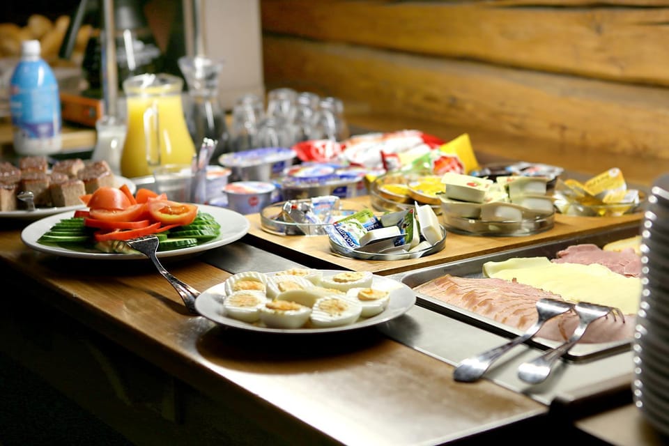 Breakfast, Buffet breakfast
