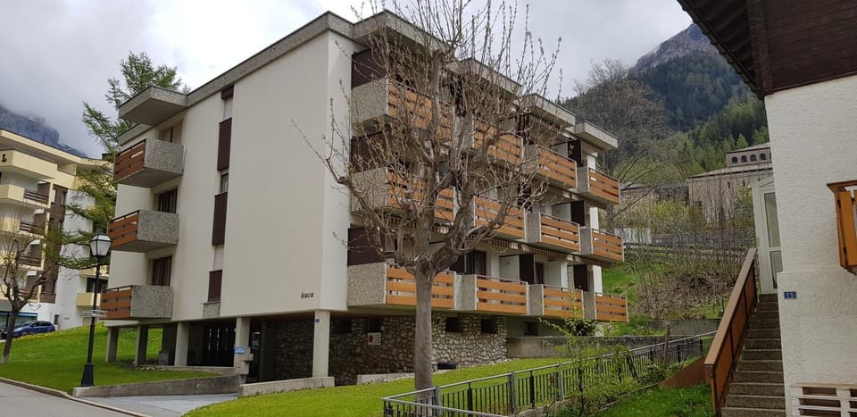 Leuca 11 Apartment in Canton of Valais