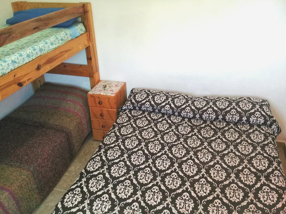 Bed, Bedroom, bunk bed