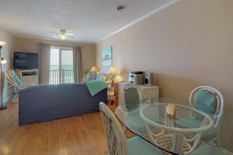 Best Beach Spot Apartment in Surfside Beach