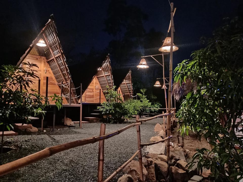 teak trail House in Maharashtra