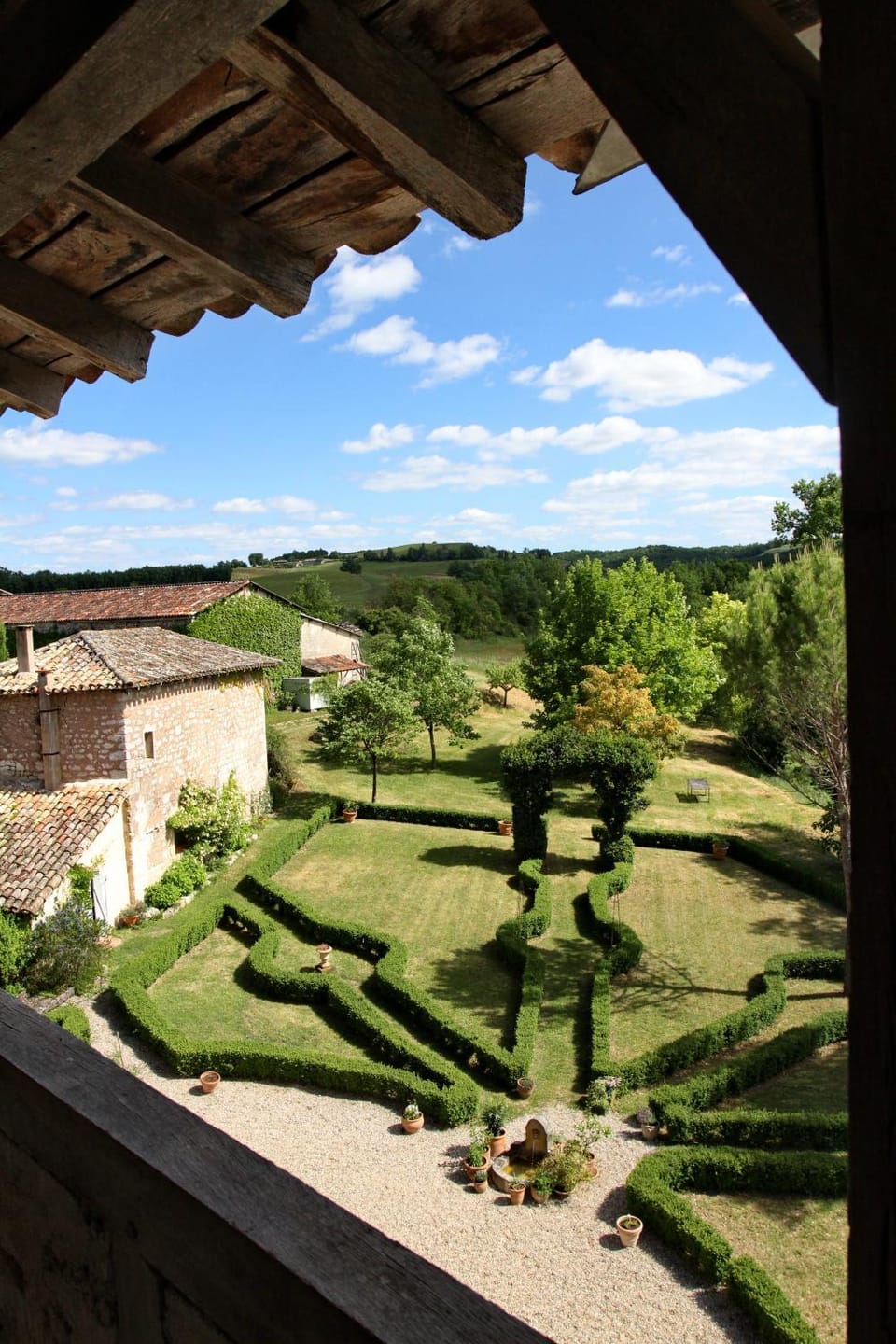 Patio, Patio, Garden, Dining area, Garden view