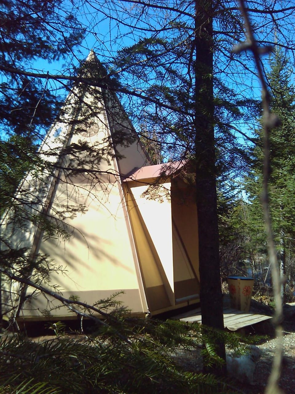 Aux Tipis de la Rivière Sauvage Chalet in Quebec