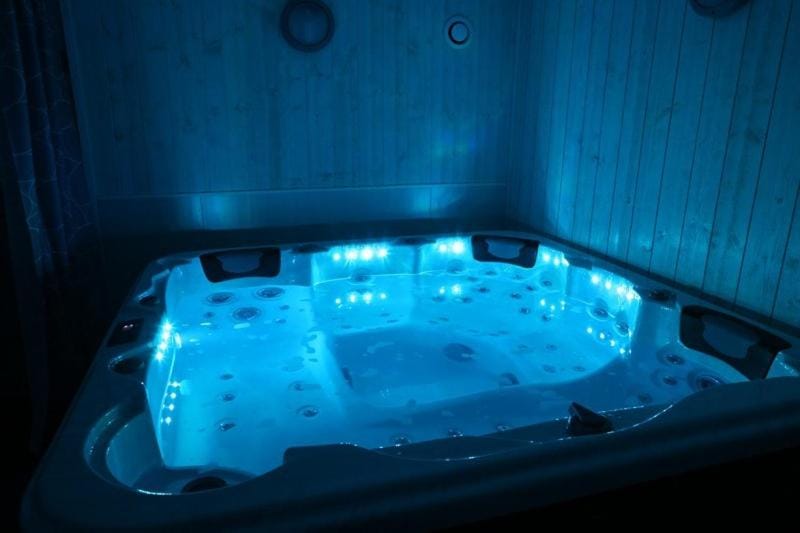 Les Falaises Bed and Breakfast in Auvergne-Rhône-Alpes