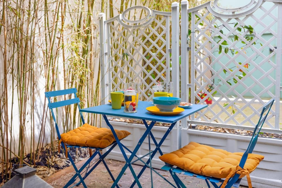 Patio, Day