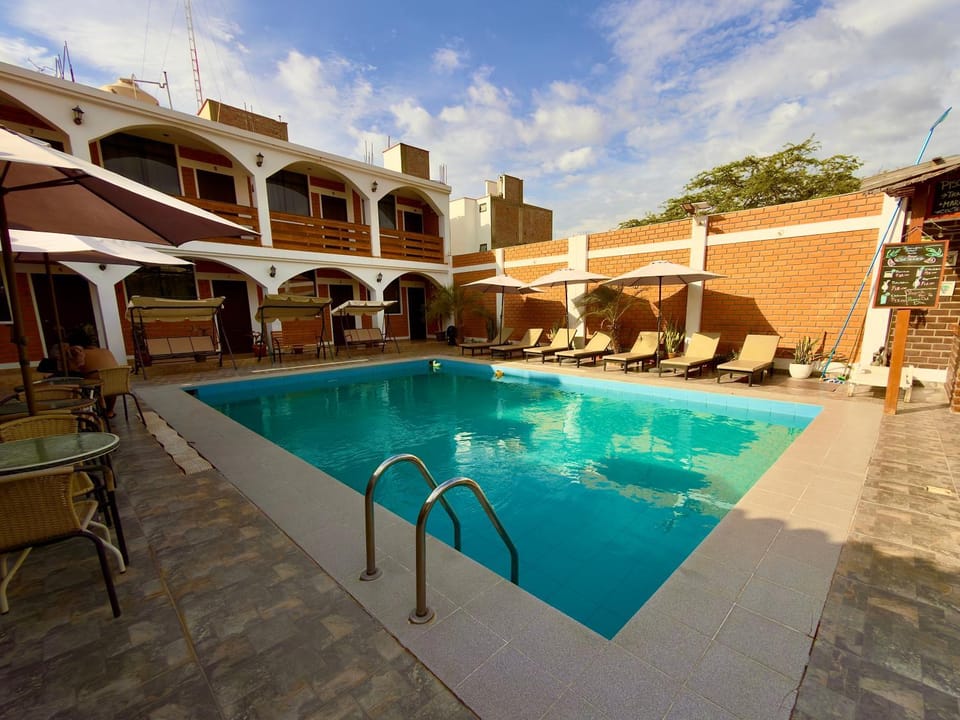 Pool view, Swimming pool