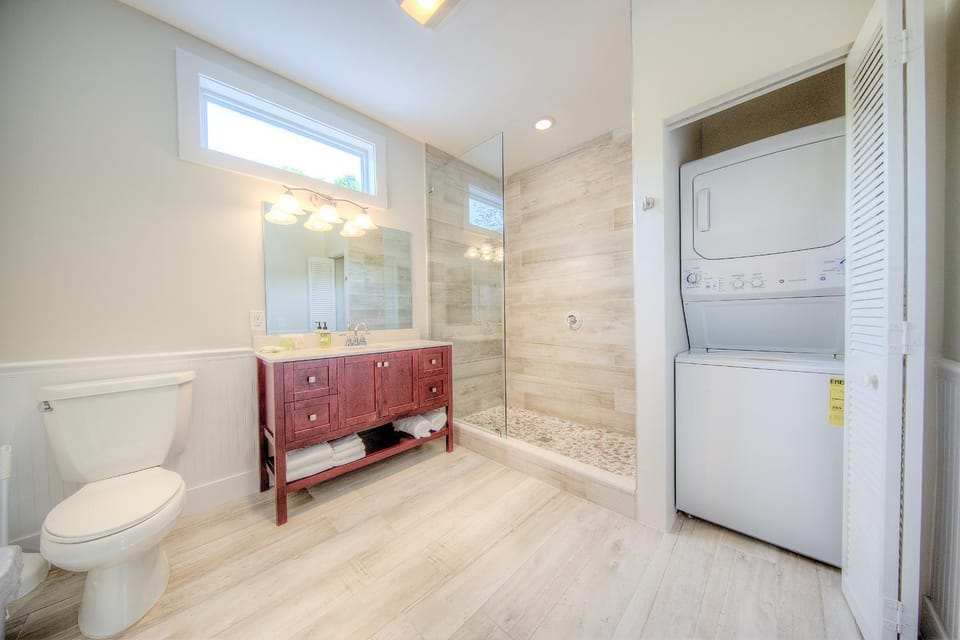 Bathroom, laundry