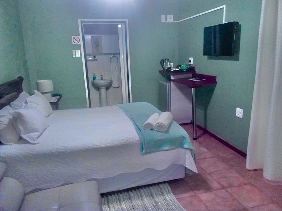 Ankuweni Guest house Bed and Breakfast in South Africa