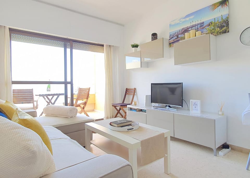 TV and multimedia, Living room, Bedroom