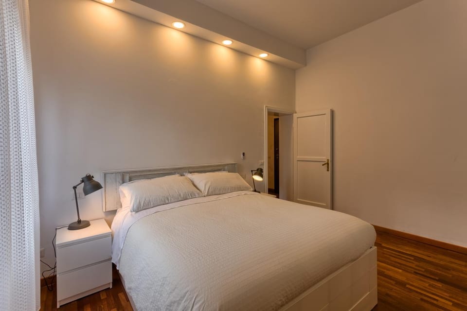 Day, Winter, Bedroom, On site