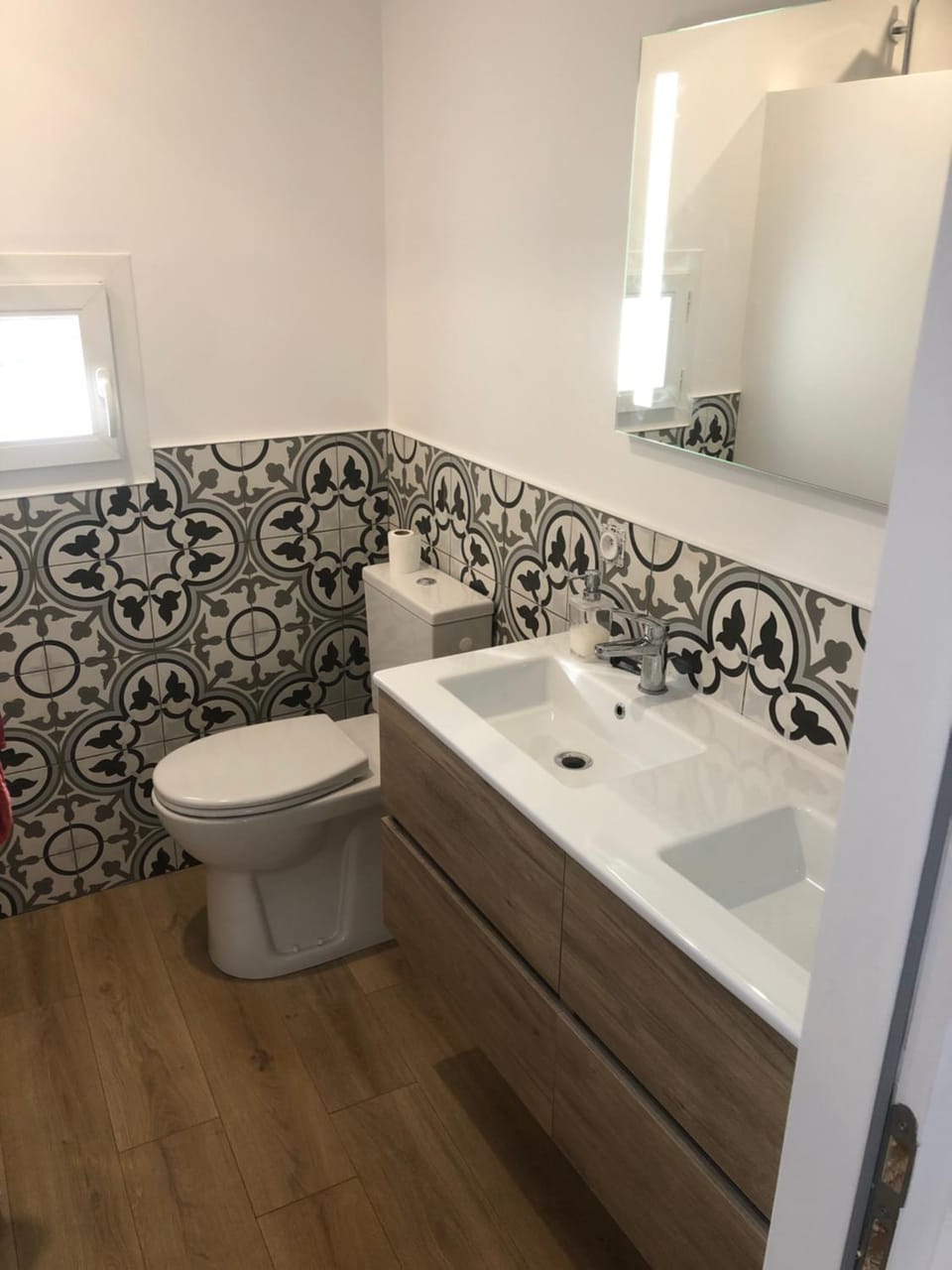 Toilet, Bathroom