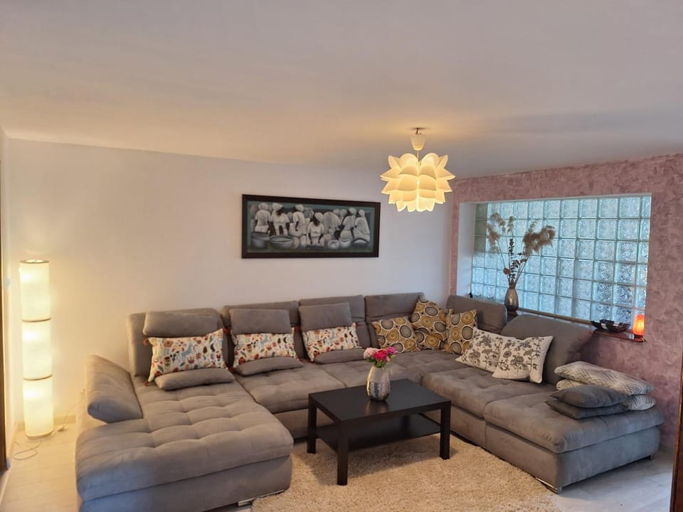 Villa Zorba Bed and Breakfast in Bucharest