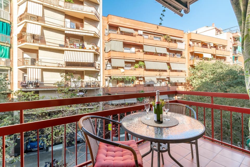 Summer, View (from property/room), Balcony/Terrace, City view, Street view