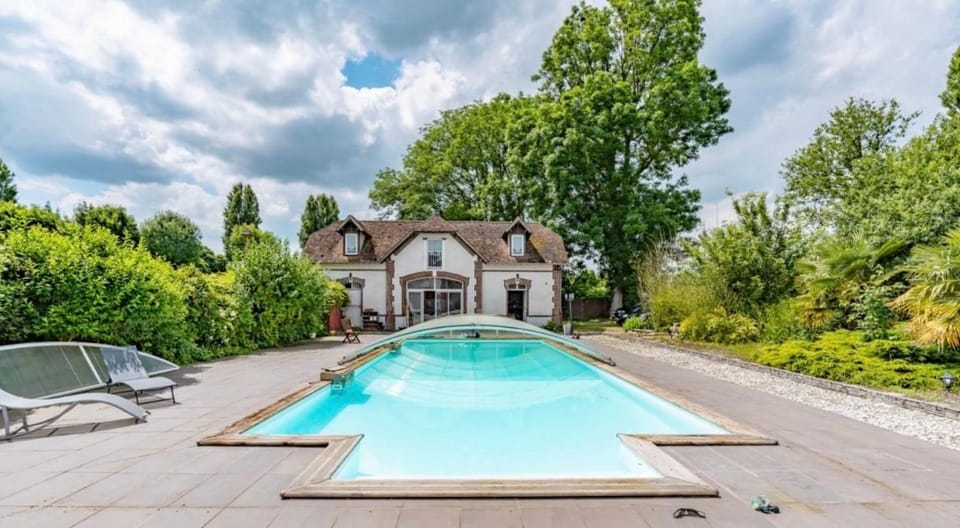 GÎTE VIGNERAIE House in Normandy