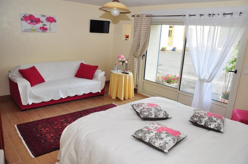 La Grande Malardiere Bed and Breakfast in Pays de la Loire