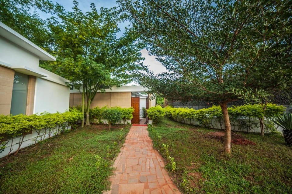 Property building, Garden