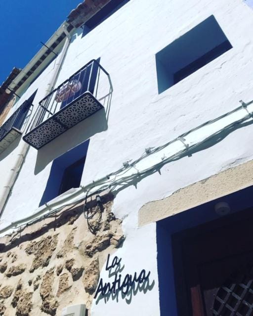 Casa Rural La Antigua House in Valencian Community