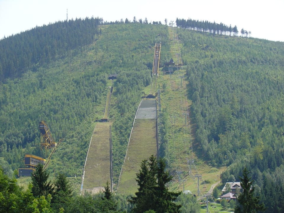 Neighbourhood, Natural landscape, Hiking, Mountain view