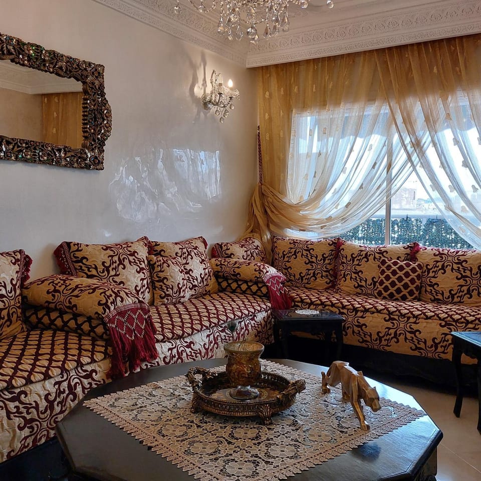 Living room, Decorative detail