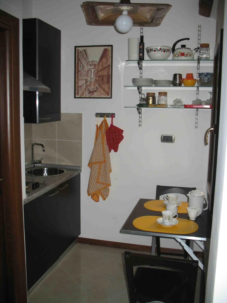 Kitchen or kitchenette