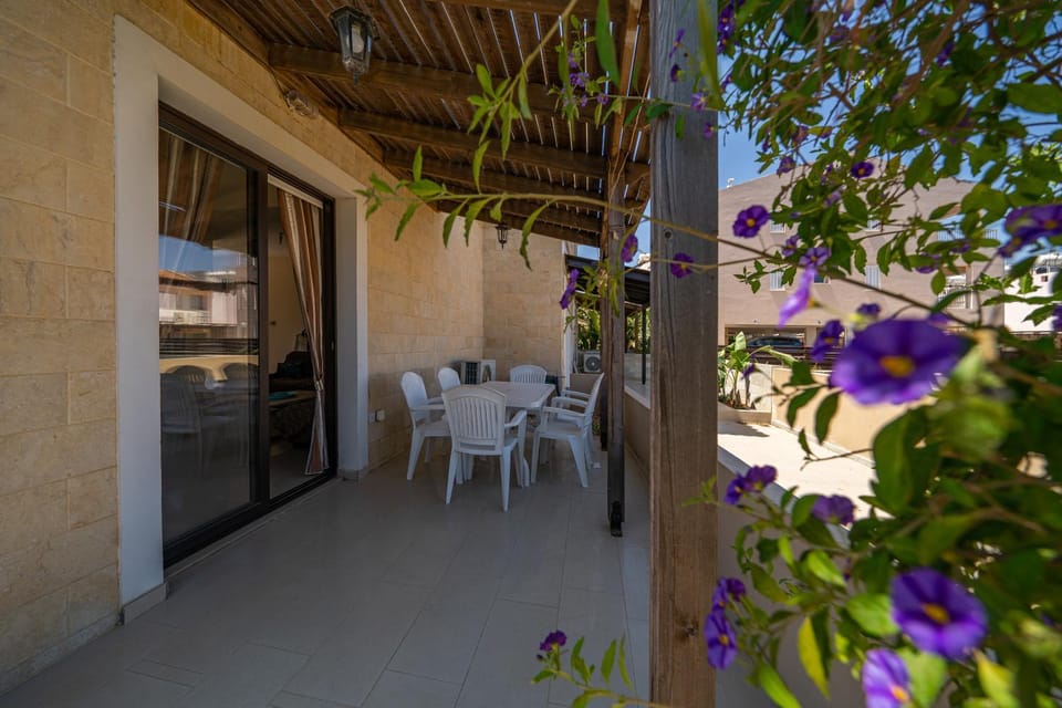 Kyklades Maisonette for 6 people House in Paralimni