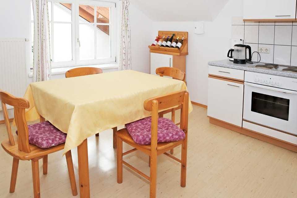 Weinhof & Gästezimmer Gregor Raab Apartment in Austria