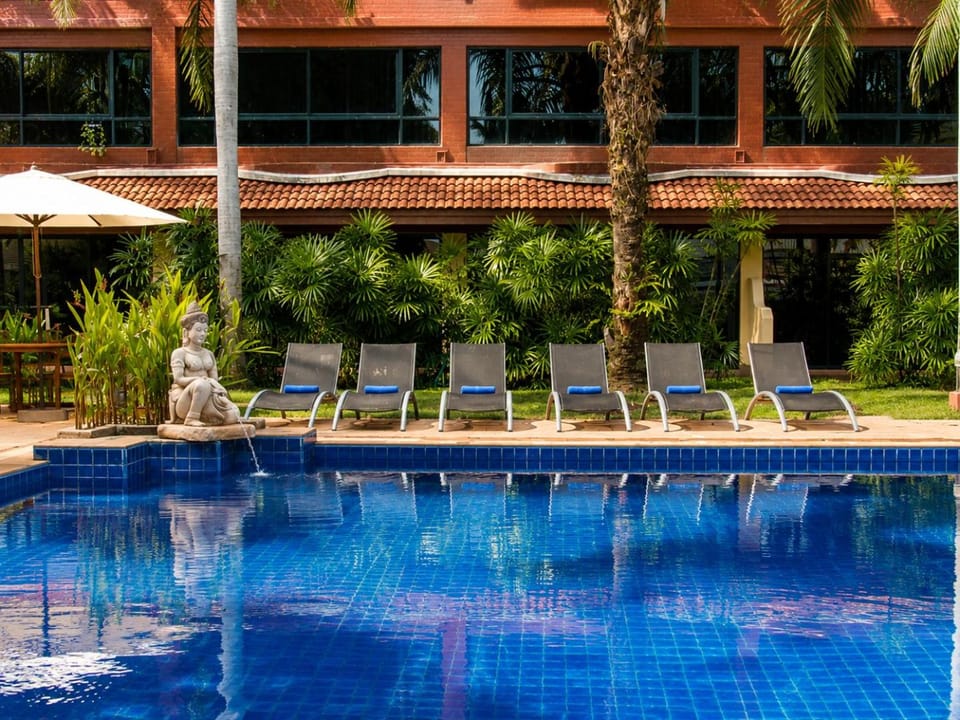 Garden, Garden, Garden view, Garden view, Pool view, Pool view, Swimming pool, Swimming pool, Swimming pool