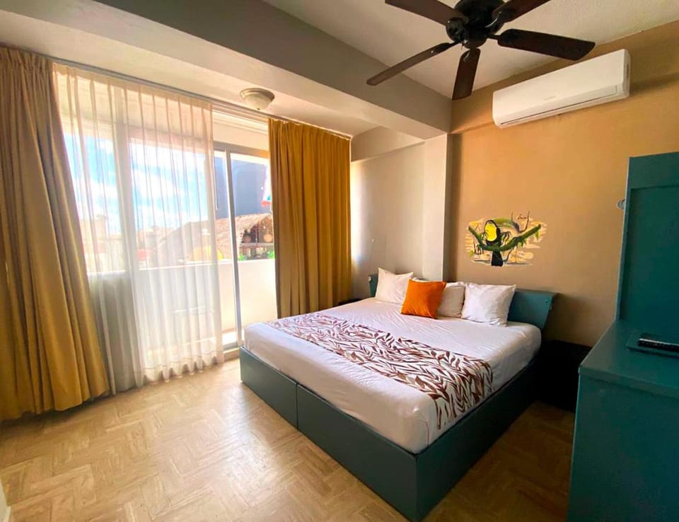 Bed, Bedroom, air conditioner