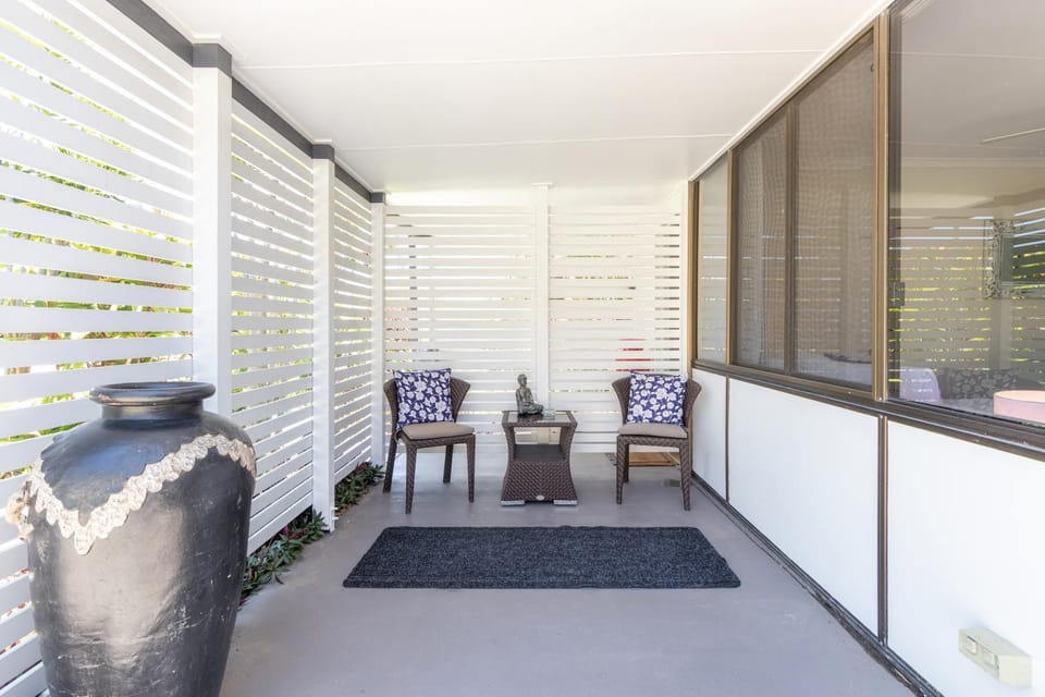 Little Salty Vibes Apartment in Rainbow Beach