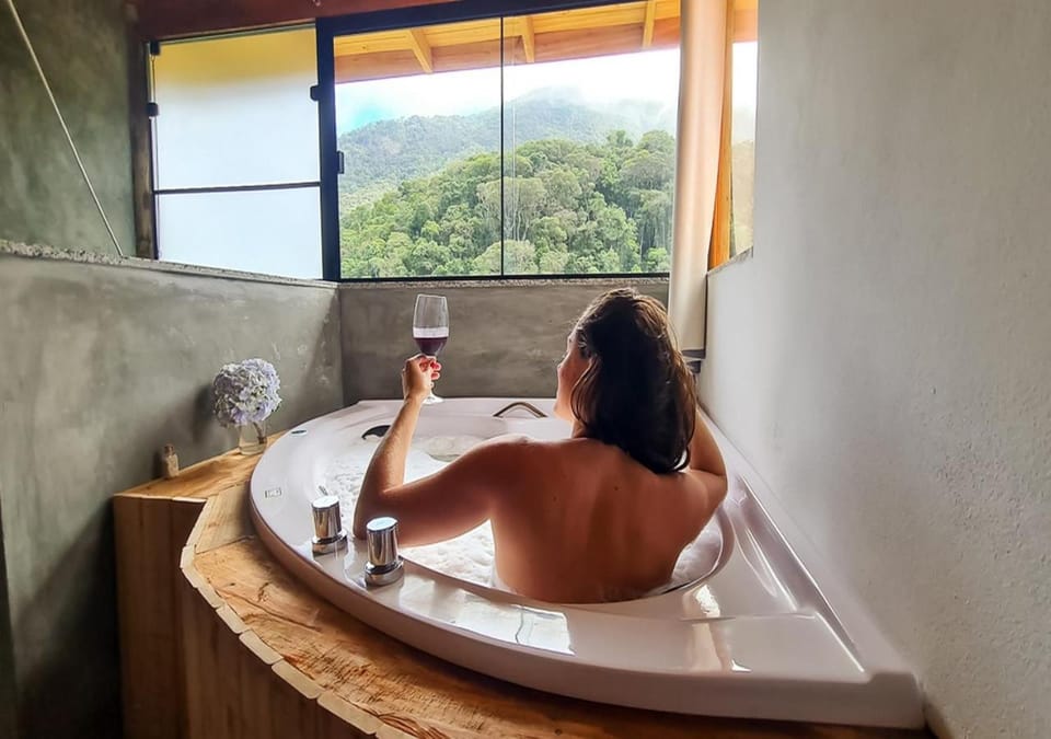 Natural landscape, Hot Tub, Bathroom, Mountain view