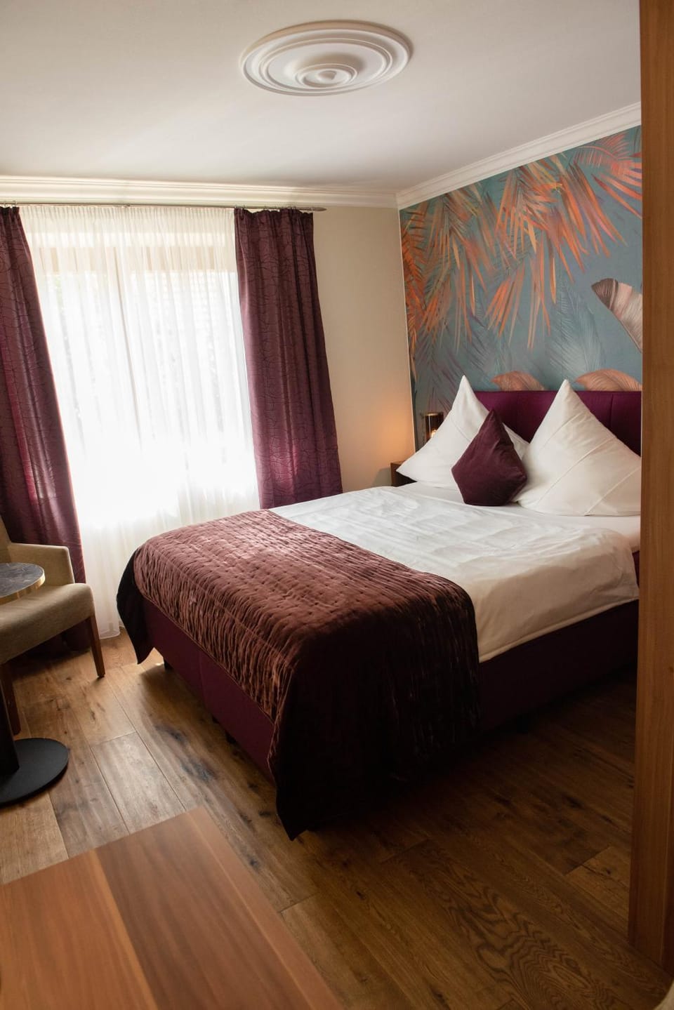 Bed, Photo of the whole room