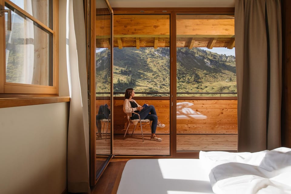 View (from property/room), Photo of the whole room, Bedroom