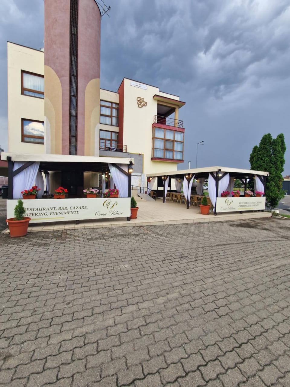 Property building, Property logo or sign