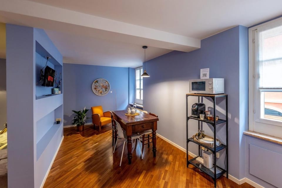 Coffee/tea facilities, Living room, Dining area, microwave